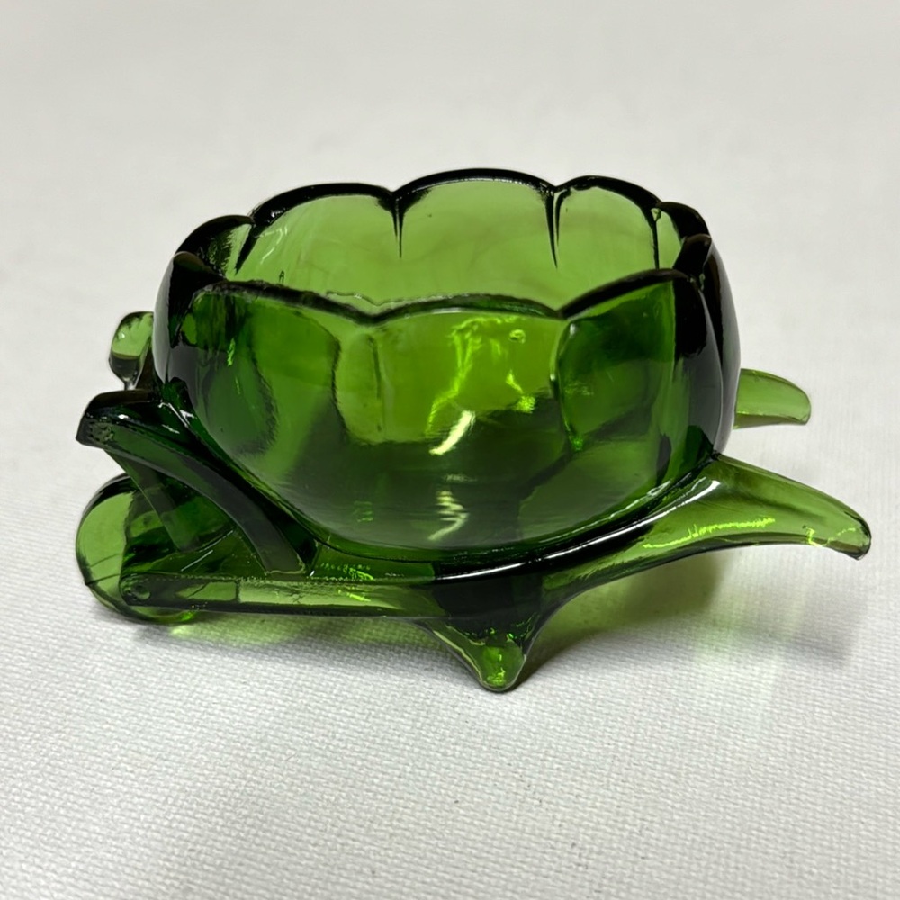 GREENTOWN GLASS WHEELBARROW OPEN SALT DIP Emerald Green